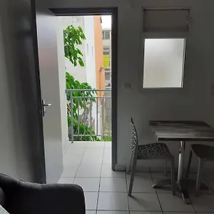  Appartement D’affaires Ou De Loisirs à à Pitre